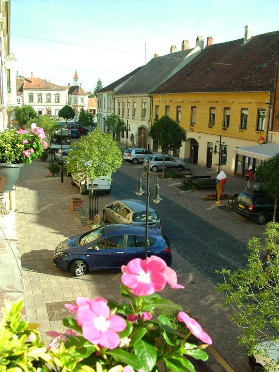 Korzó Apartman Kőszeg Exterior foto