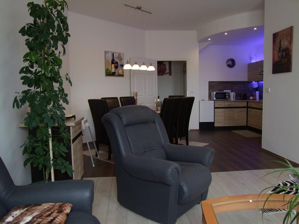 Korzó Apartman Kőszeg Exterior foto